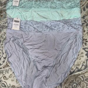 Soma XL High Leg Lace Trim Panty Set - Blue and Green